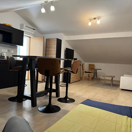 Lucia&laura * 투라니