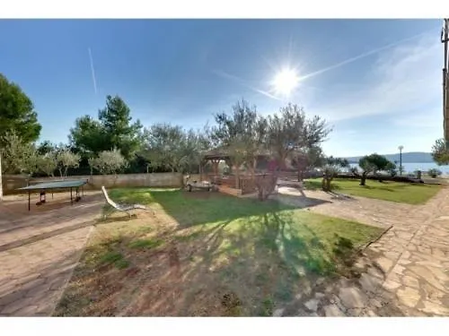 Lucia&laura 아파트 *