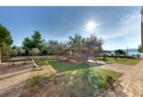 Lucia&laura * 투라니