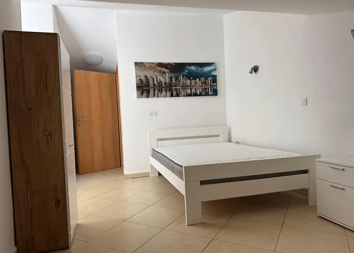 Lucia&laura 투라니