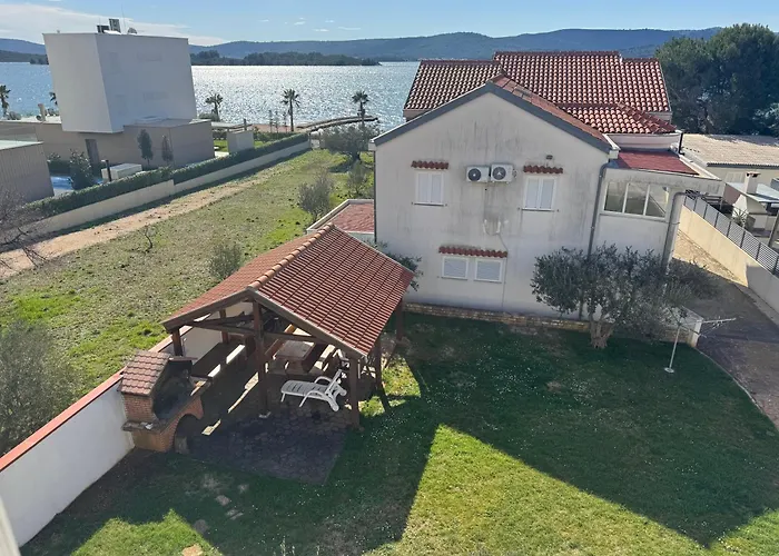 아파트 Lucia&laura