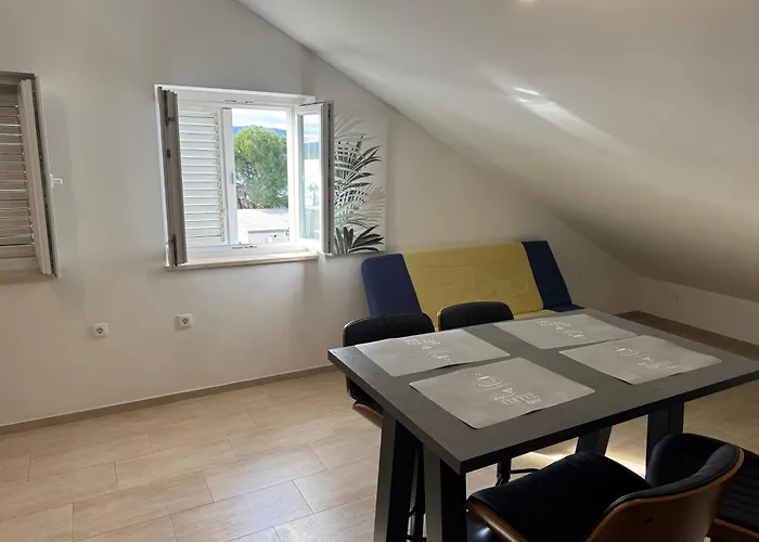 아파트 Lucia&laura 투라니