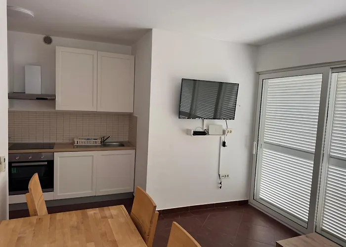 Lucia&laura 투라니