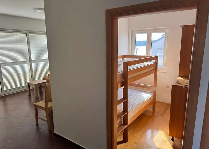 Lucia&laura Appartement Turanj