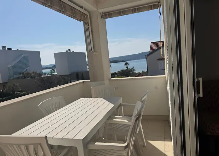 Lucia&laura Appartement Turanj