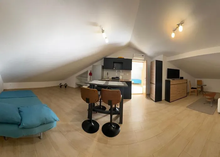 Lucia&laura * Turanj